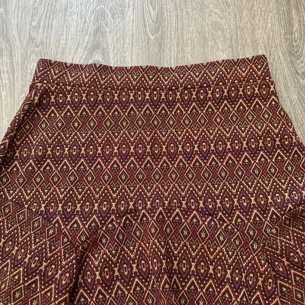 Free People Maroon & Gold When In Rome Mini Skirt - Size Medium NEW